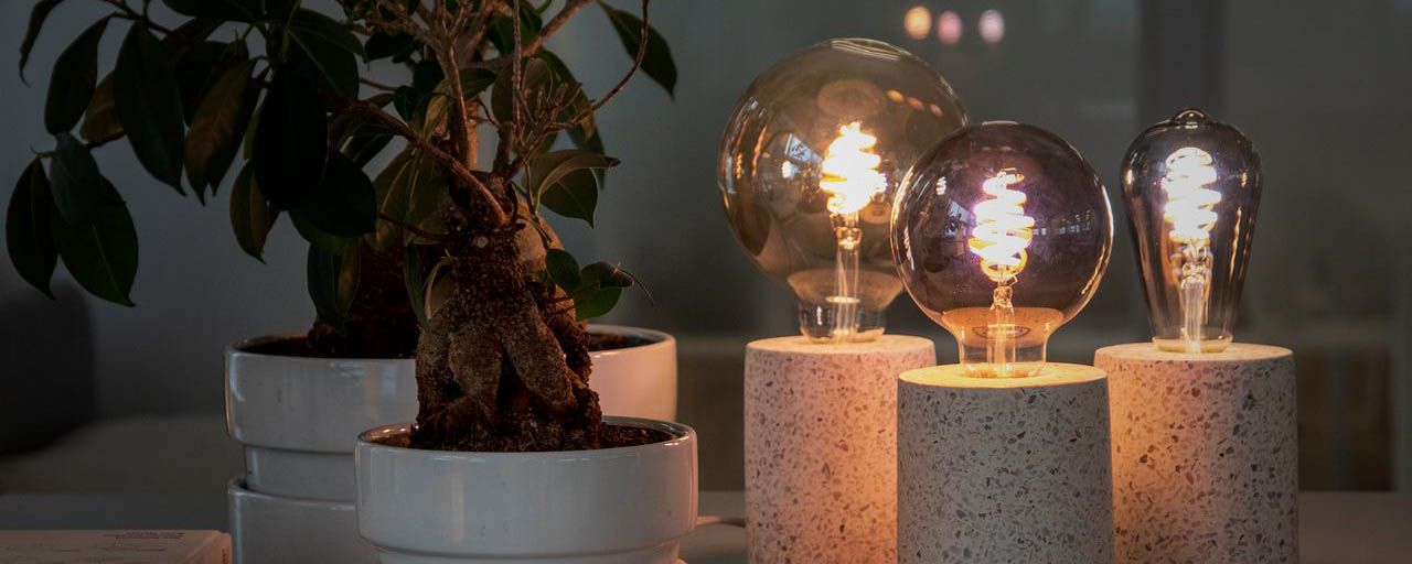Accattivanti lampadine Smart per illuminare la tua casa - Hombli
